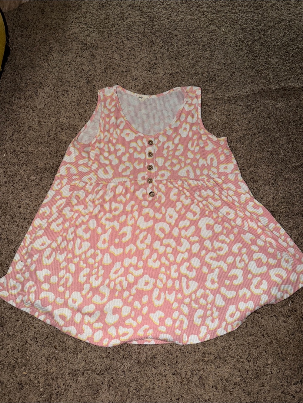 Lovely Melody Pink & White Leopard-Print Button Front Tank
